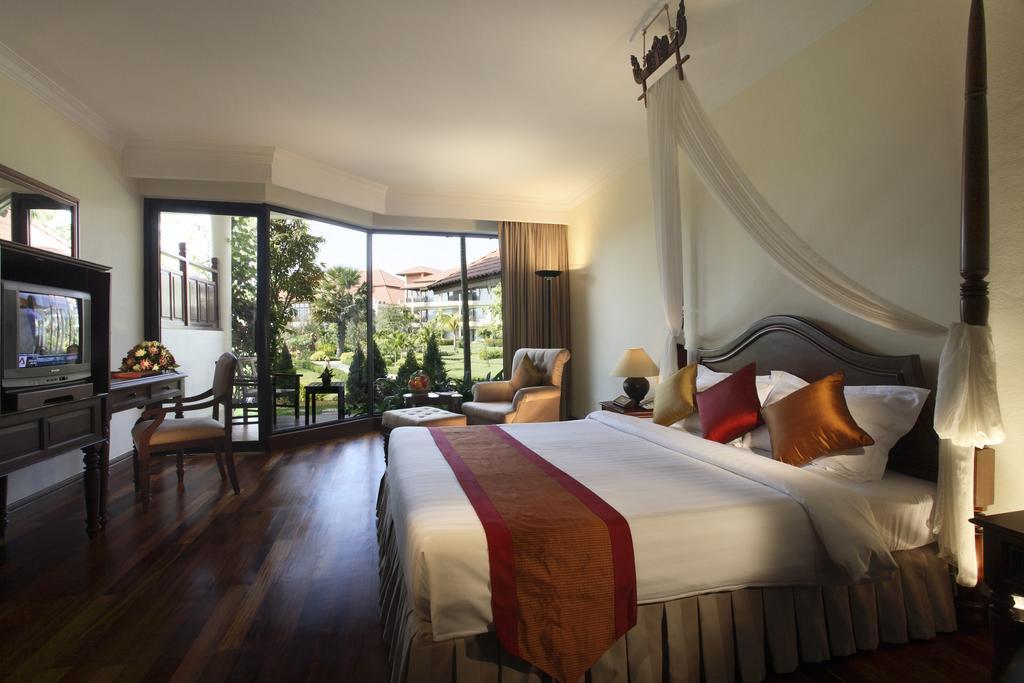 Palace Residence & Villa Σιέμ Ρέαπ Εξωτερικό φωτογραφία